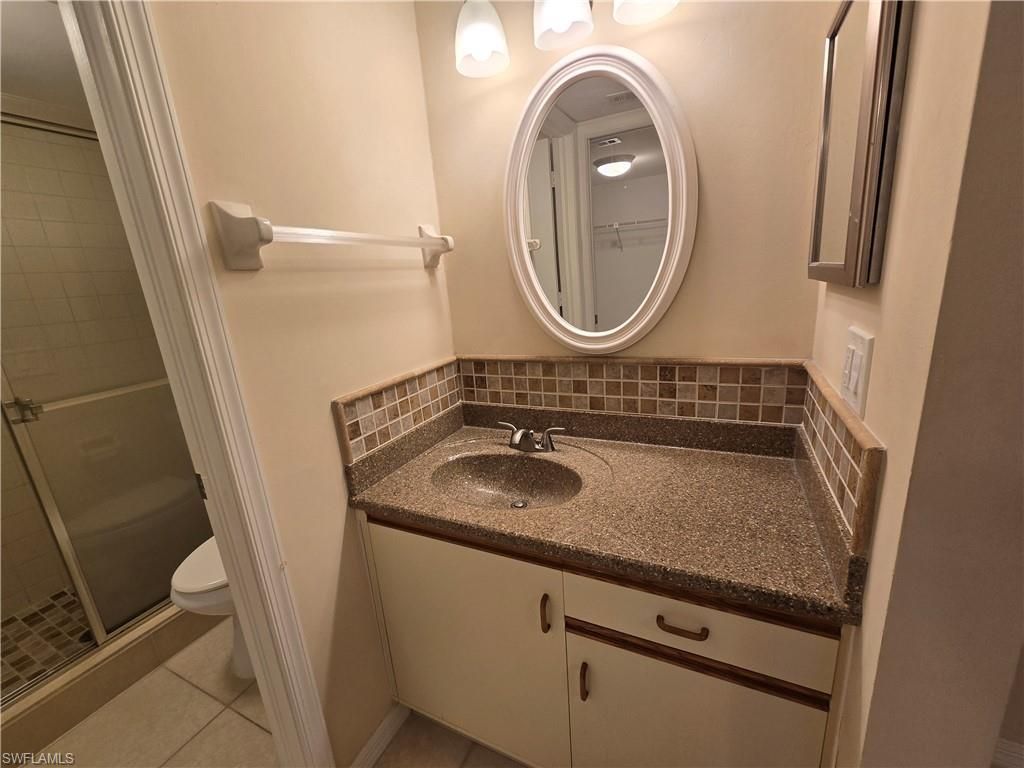 5750 Woodmere Lake Cir, Unit H101, Naples, FL 34112 Photo