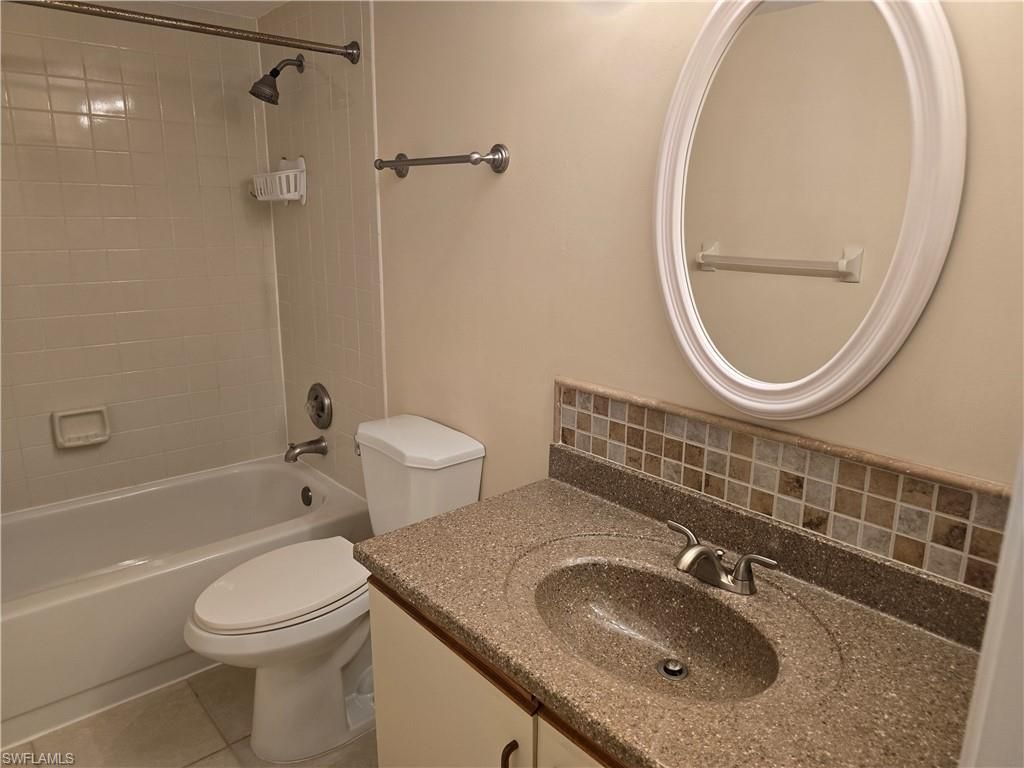 5750 Woodmere Lake Cir, Unit H101, Naples, FL 34112 Photo