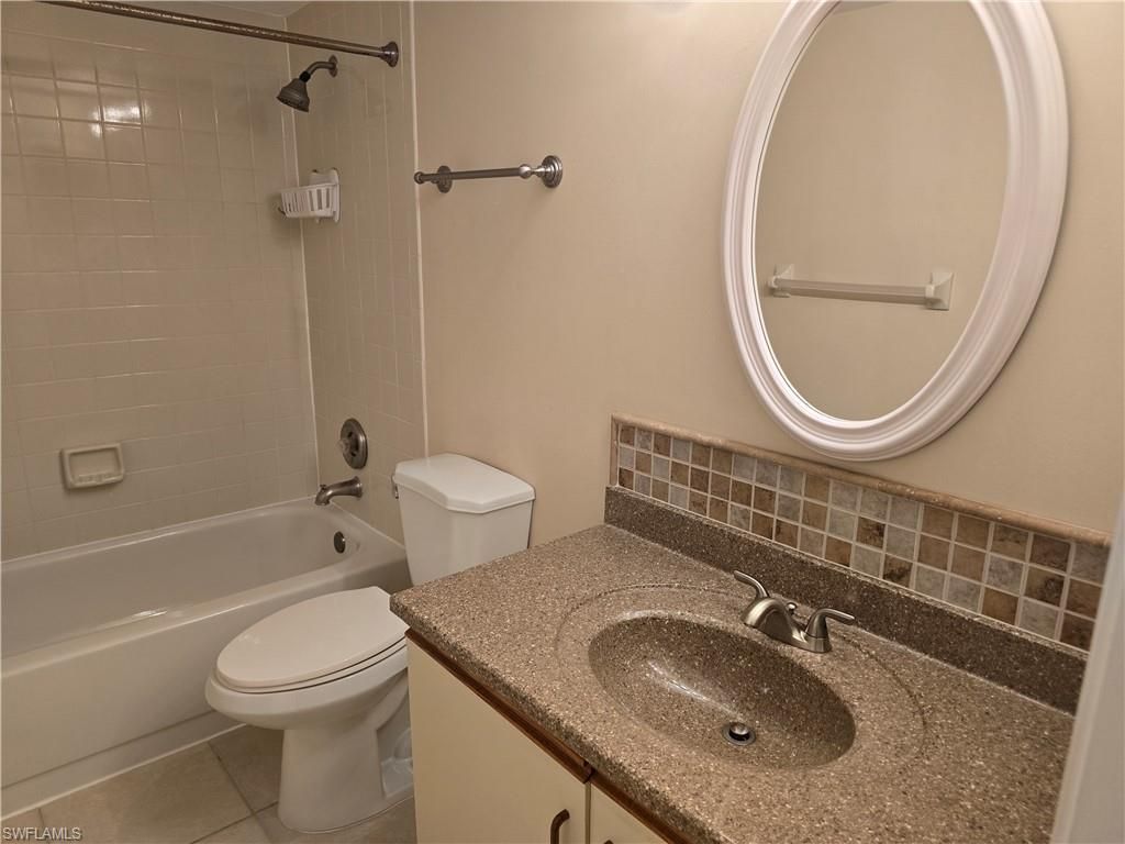 5750 Woodmere Lake Cir, Unit H101, Naples, FL 34112 Photo