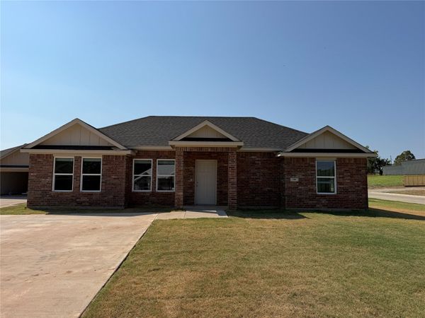 706 Molly Lane , Calera, OK 74730
