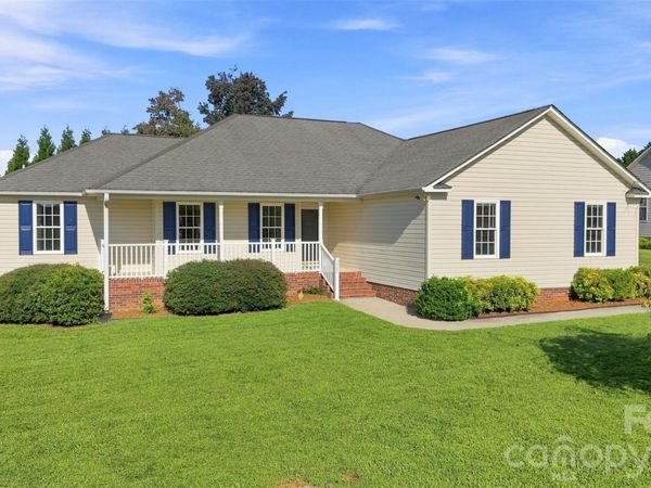 3707 Fieldhaven Court , Maiden, NC 28650