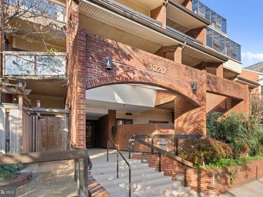 1020 N STAFFORD STREET , Unit 110, ARLINGTON, VA 22201