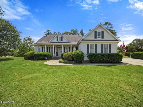 5140 Minnesota Drive SE, Southport, NC 28461