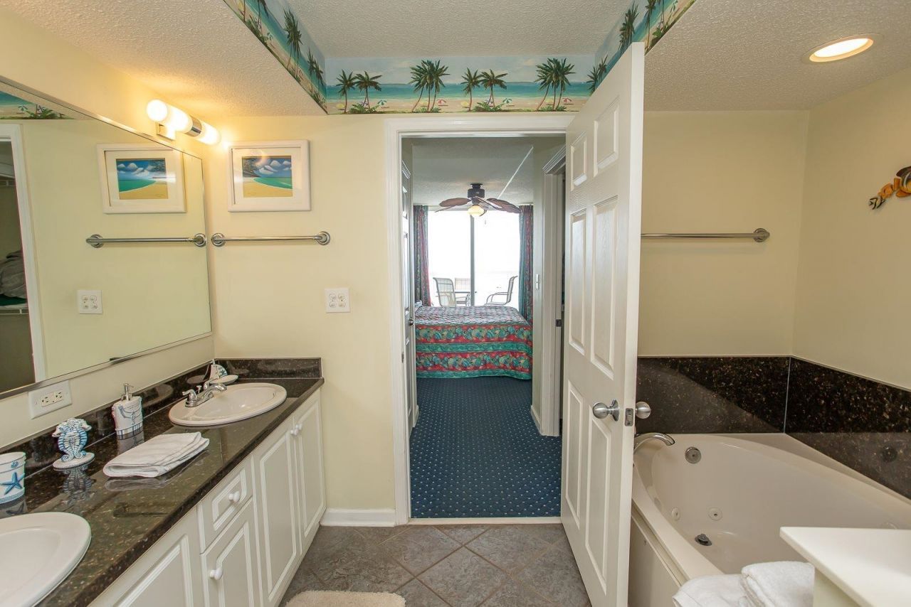 1625 S Ocean Blvd. Photo 6