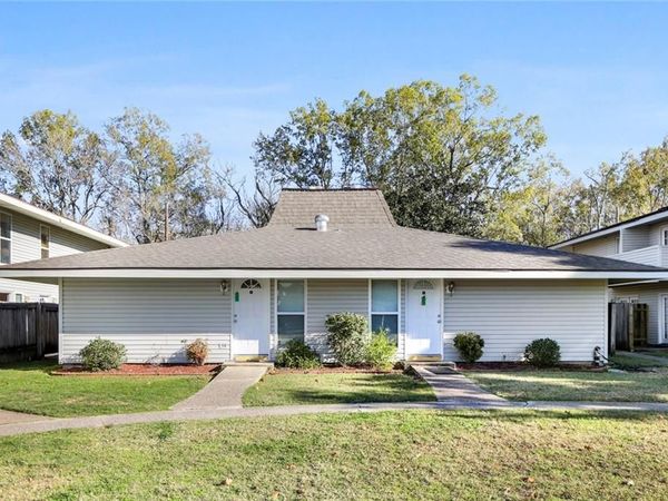 121 LAKEWOOD Drive, Unit 28, Luling, LA 70070