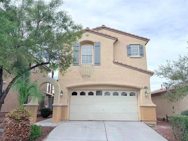 10662 Foggy Glen Avenue , Las Vegas, NV 89135