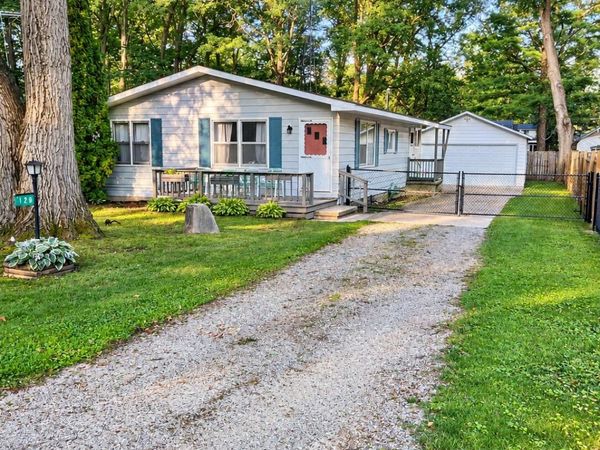 129 Cottage Drive, Prudenville, MI 48651