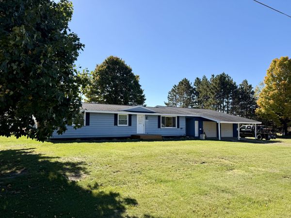 5731 Wellington Way, Grayling, MI 49738