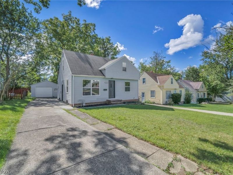 90 Cowles Avenue, Bedford, OH 44146 Photo 2