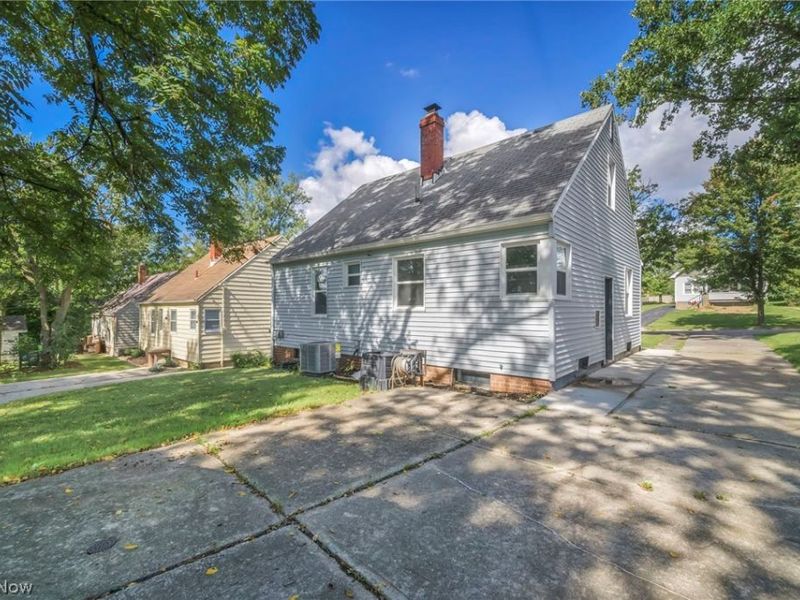 90 Cowles Avenue, Bedford, OH 44146 Photo 38