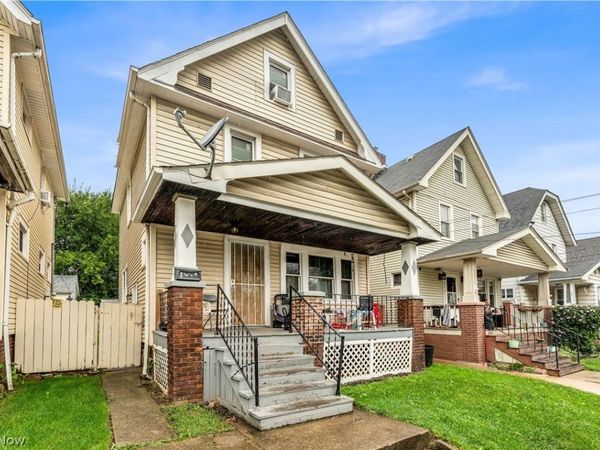 3056 W 104th Street , Cleveland, OH 44111