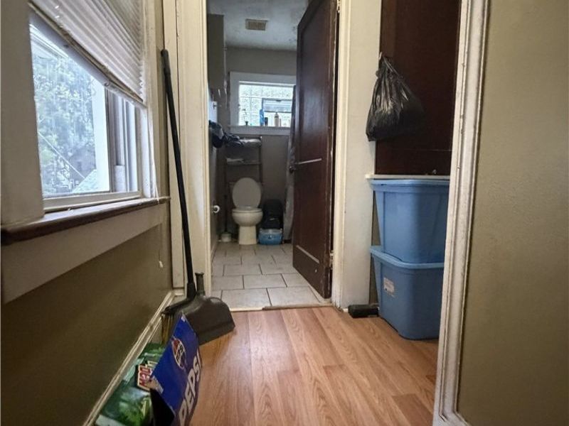 3056 W 104th Street, Cleveland, OH 44111 Photo 4