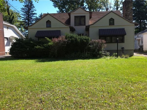 2021 Felicia Avenue , Youngstown, OH 44504