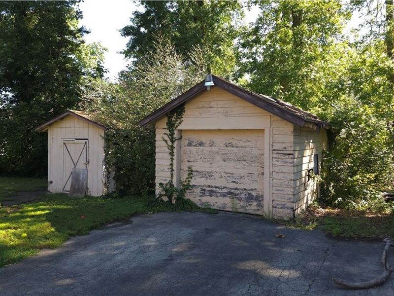 2021 Felicia Avenue, Youngstown, OH 44504 Photo 4