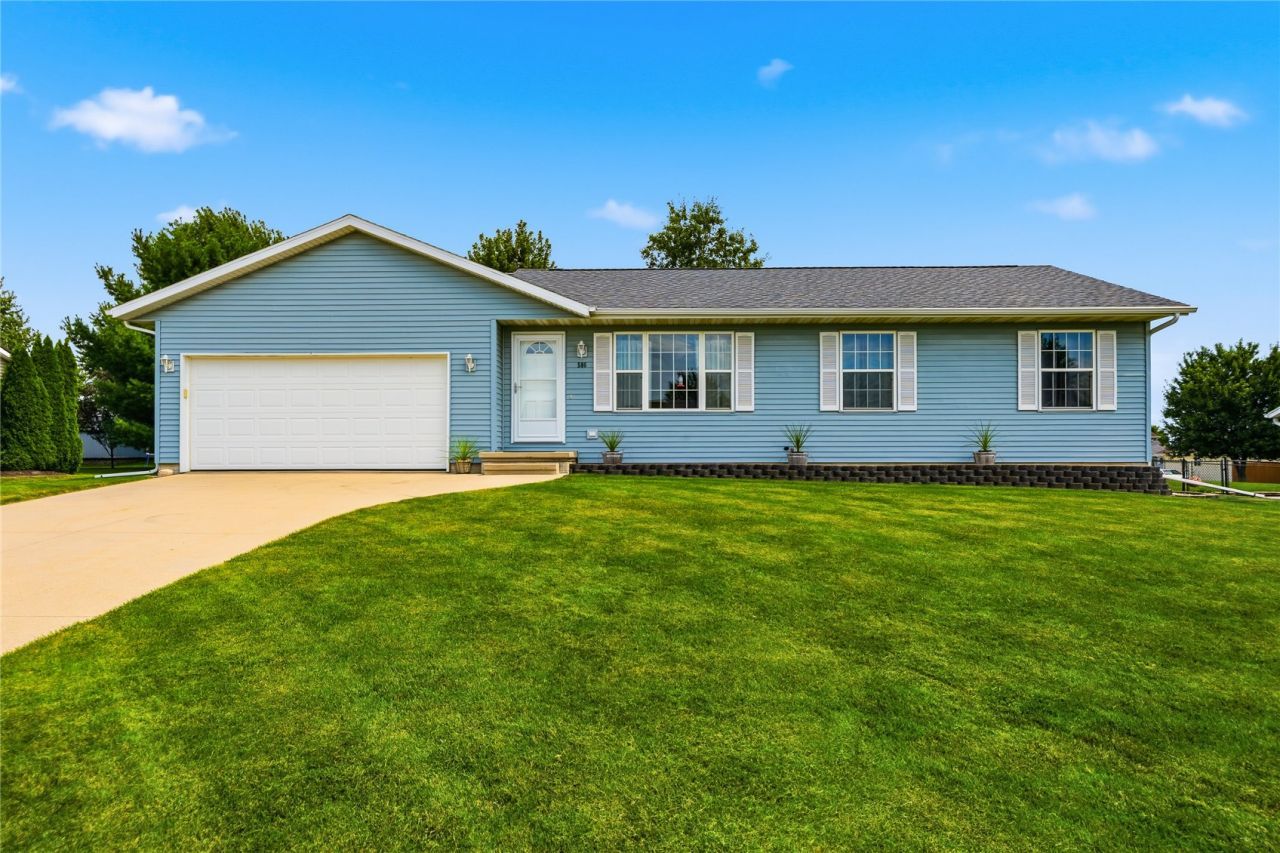 506 Grace Avenue, Urbana, IA 52345 Main Photo