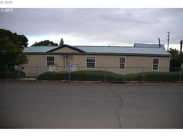 265 NW 4TH ST, Dufur, OR 97021