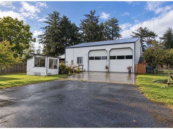 63627 N OLIVE RD, Coos Bay, OR 97420