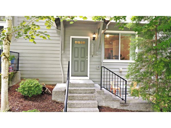 19155 OAK AVE, Sandy, OR 97055