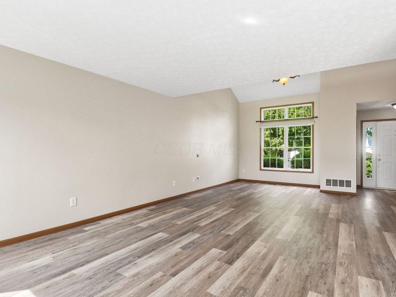 1553 Sassafras Lane, Marysville, OH 43040 Photo 9