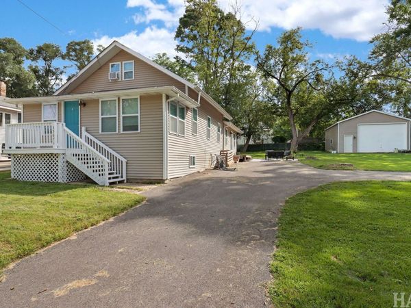 35671 N Wilson Road, Ingleside, IL 60041