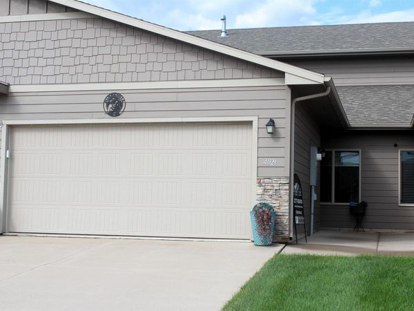 4021 S Grand Slam Ave, Sioux Falls, SD 57110