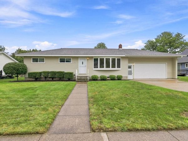 921 15TH STREET SOUTH, Wisconsin Rapids, WI 54494