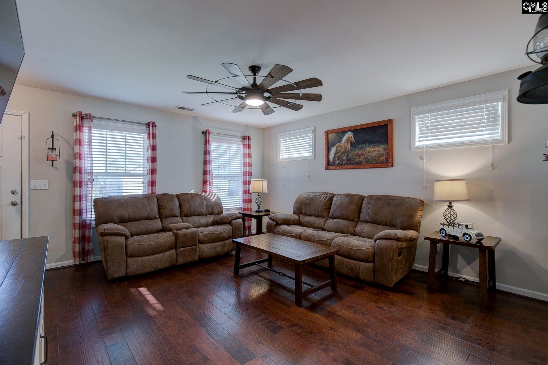 149 Cranbrook Court Photo 13