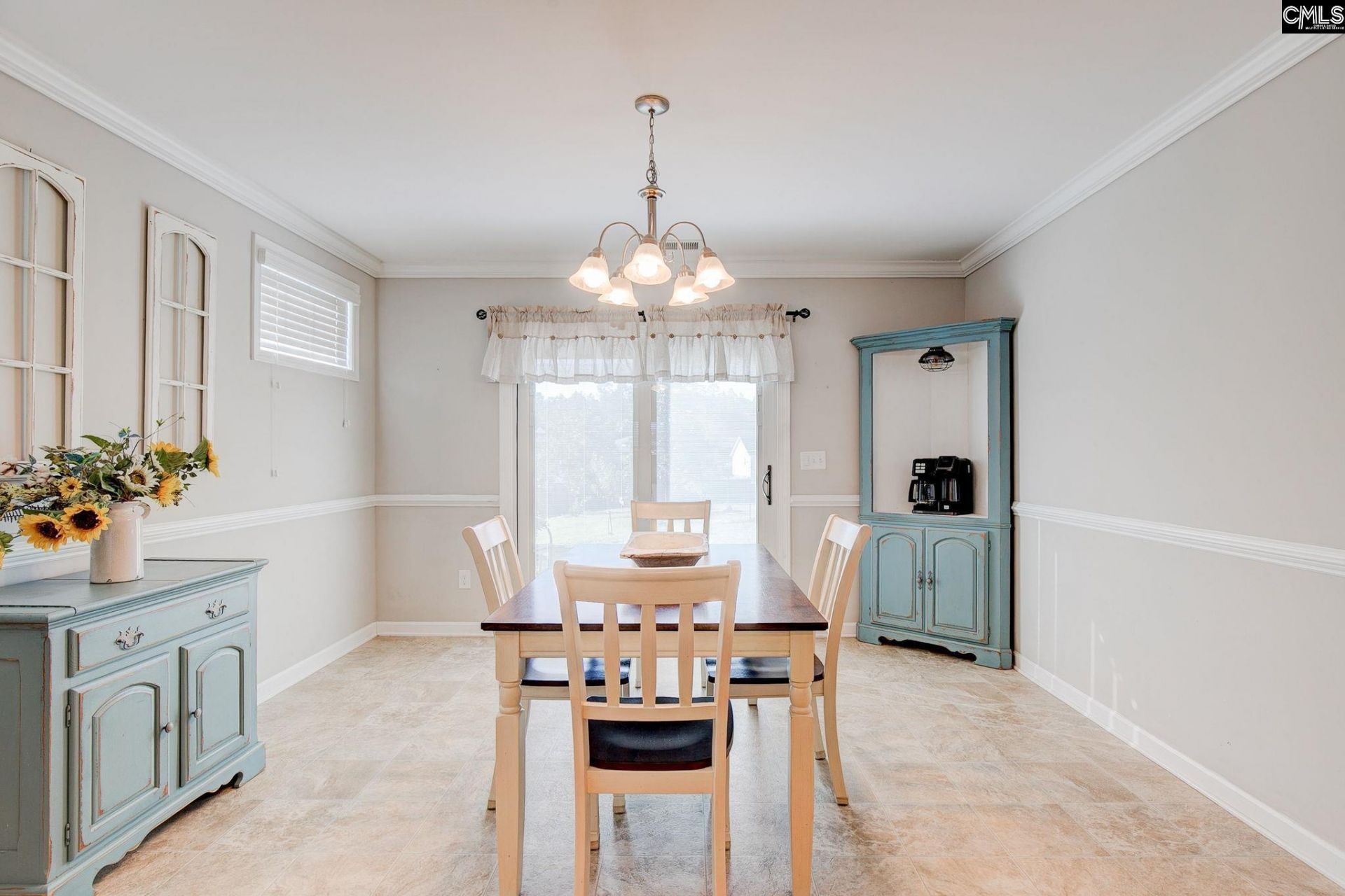 149 Cranbrook Court Photo 19