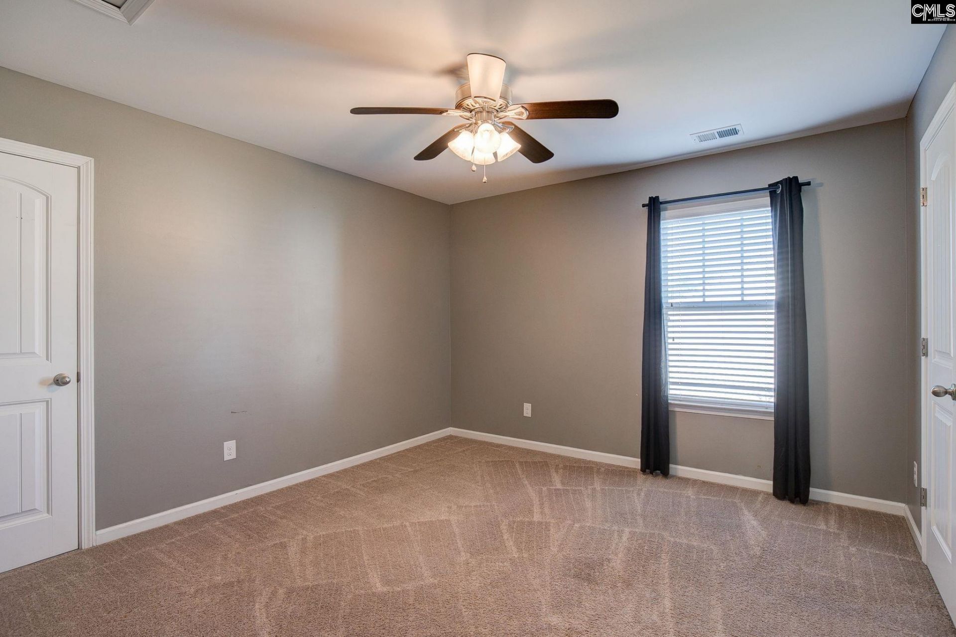 149 Cranbrook Court Photo 30