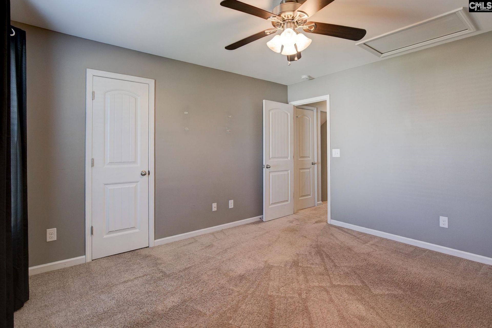 149 Cranbrook Court Photo 31