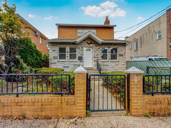 20-62 49 Street , Astoria, NY 11105
