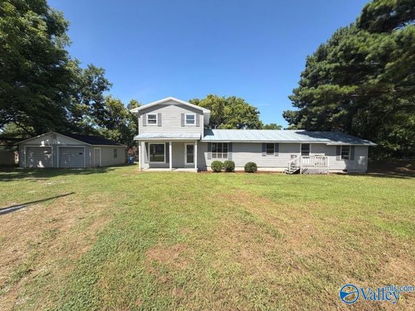 2016 Lindsay Lane S, Athens, AL 35613