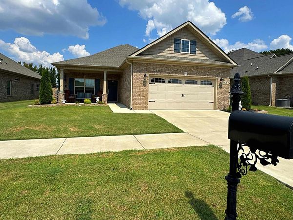 9574 Abington Cove Boulevard, Madison, AL 35757