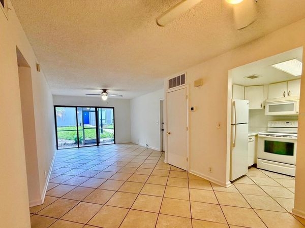 20 SHEOAH BOULEVARD , Unit 9, WINTER SPRINGS, FL 32708
