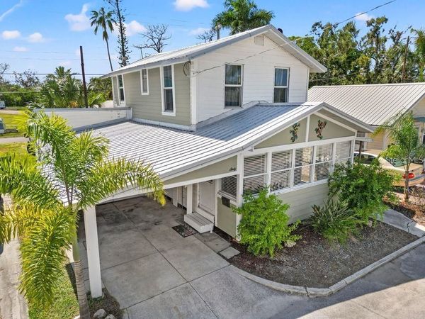 60 BRADEN CASTLE DRIVE , BRADENTON, FL 34208