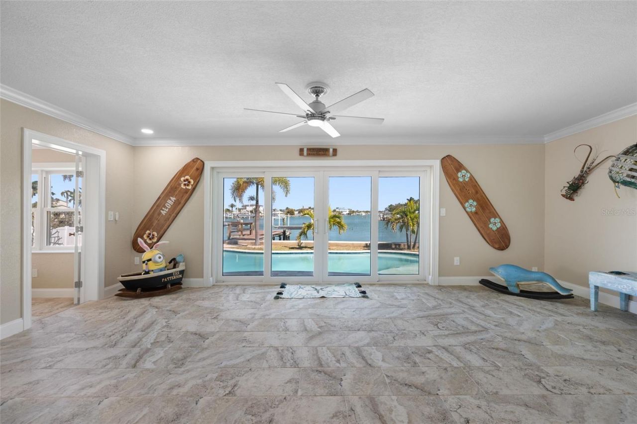 17161 2nd Street E, North Redington Beach, FL 33708 Photo