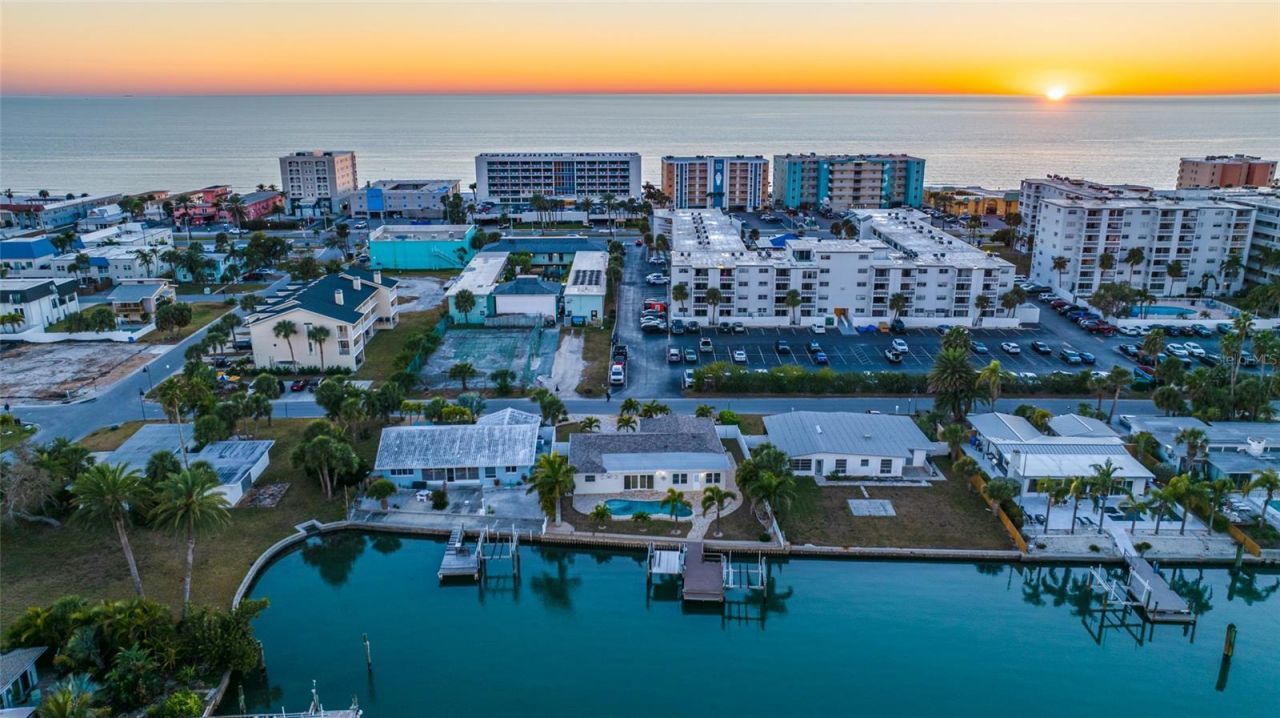 17161 2nd Street E, North Redington Beach, FL 33708 Photo