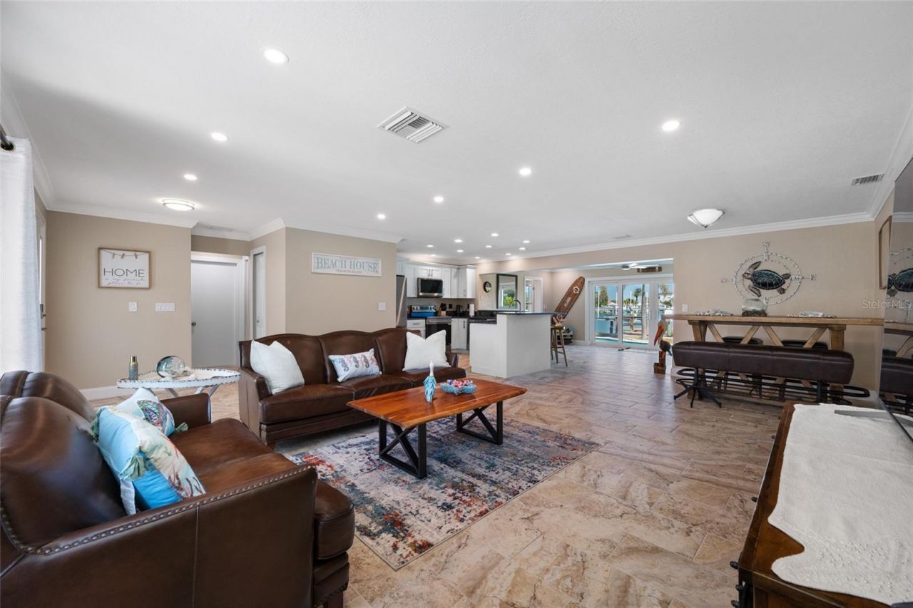 17161 2nd Street E, North Redington Beach, FL 33708 Photo