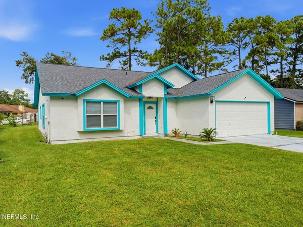 881 CHALMET Lane, Jacksonville, FL 32218
