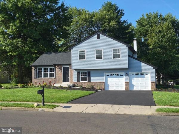 1437 SCARLET OAK ROAD, YARDLEY, PA 19067