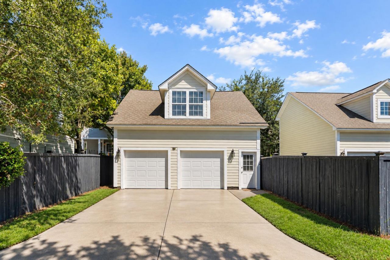1613 Bulline Street Photo 33