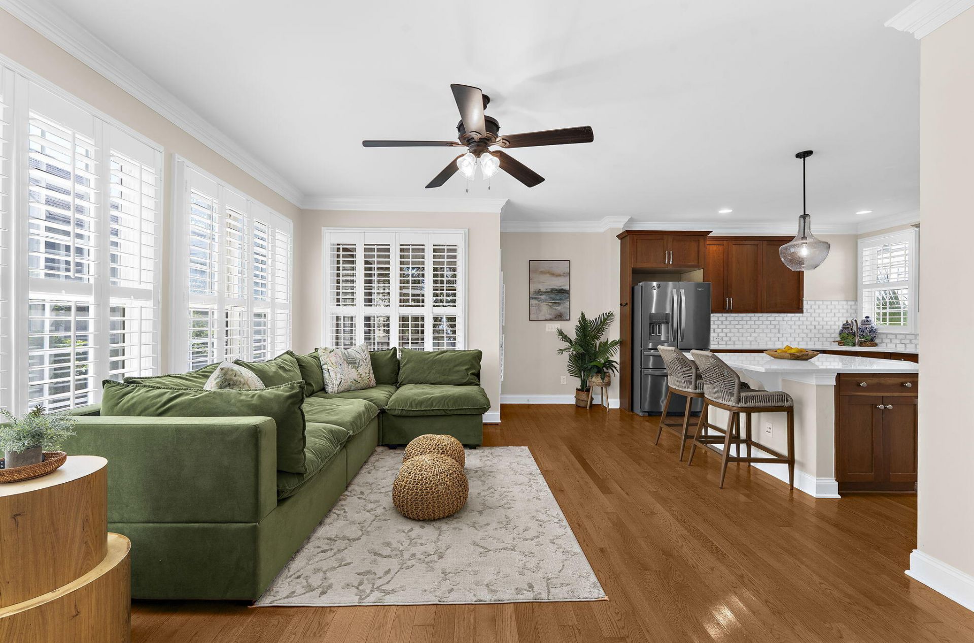 1613 Bulline Street Photo 4