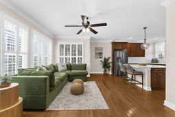 1613 Bulline Street photo 4