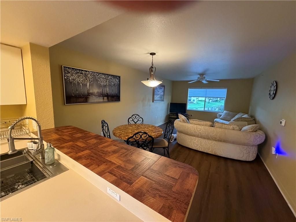8274 Key Royal Cir, Unit 1025, Naples, FL 34119 Photo