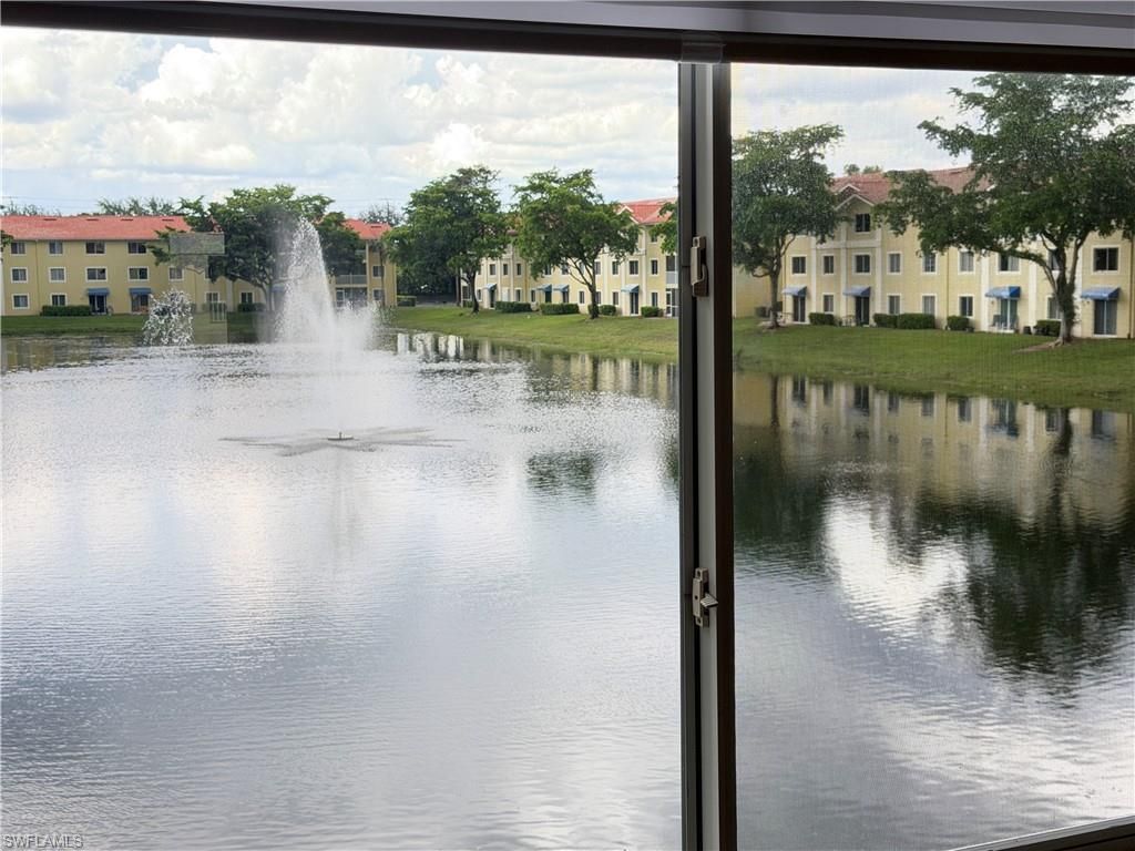 8274 Key Royal Cir, Unit 1025, Naples, FL 34119 Photo