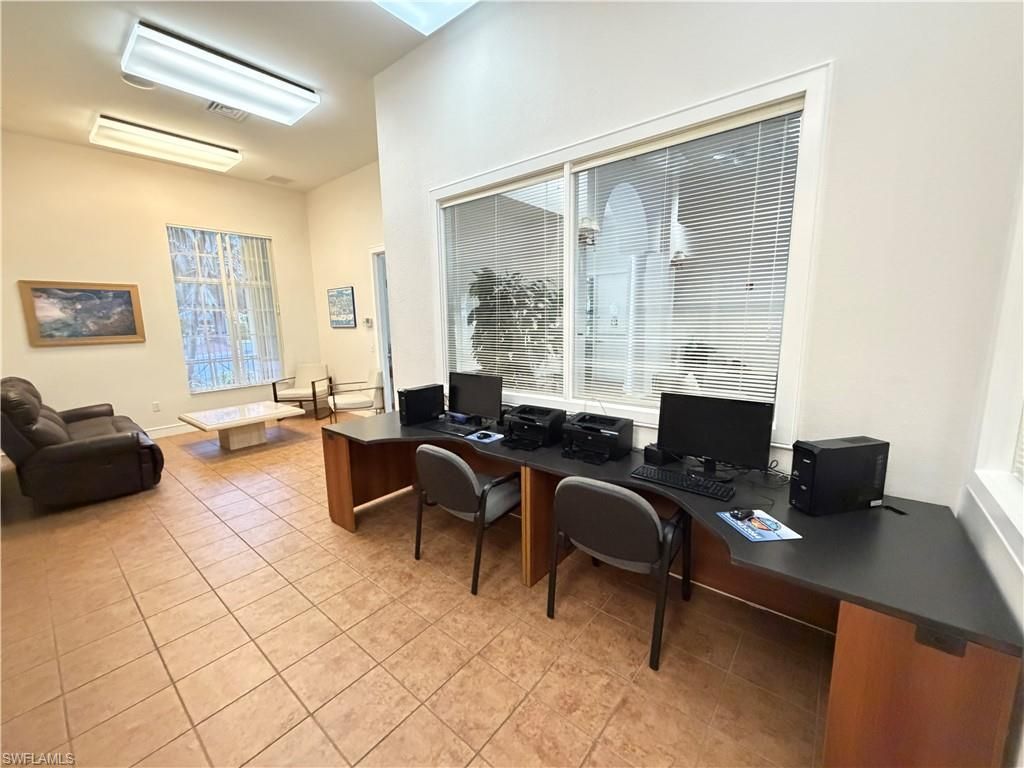 8274 Key Royal Cir, Unit 1025, Naples, FL 34119 Photo