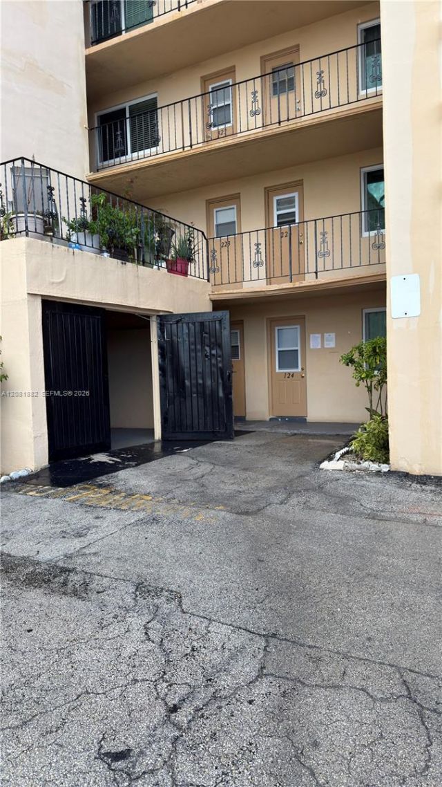 2145 Pierce St, Unit 223, Hollywood, FL 33020 Photo