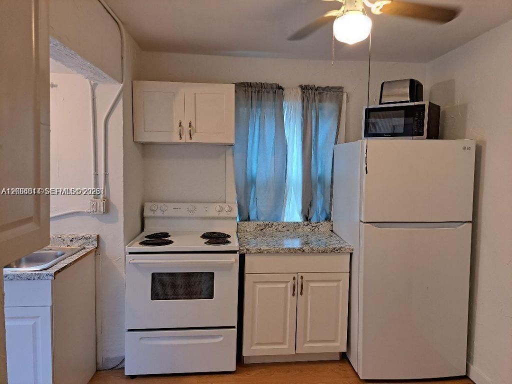 217 Southridge Rd , Unit Lower Unit, Delray Beach, FL 33444 Photo