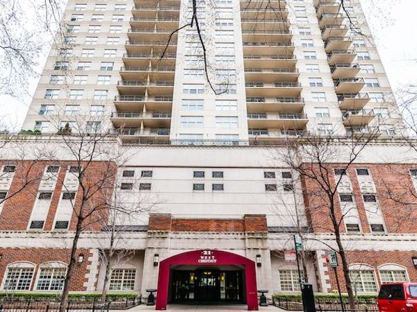 21 W CHESTNUT Street , Unit 1602, Chicago, IL 60610