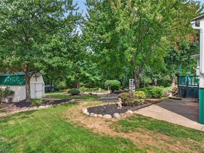1690 Lares Lane, Brunswick, OH 44212 Photo 8